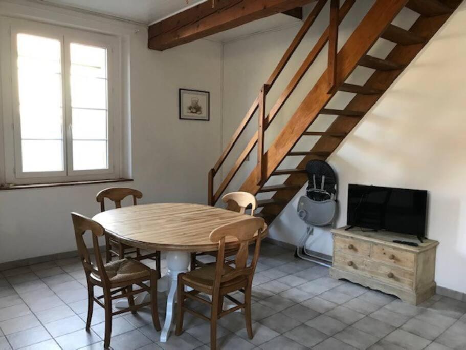 Agreable Maison De Village Léran Exteriör bild